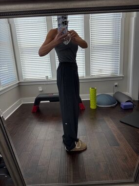 ALO YOGA BLACK PURSUIT TROUSERS